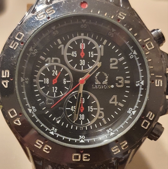 10/$20 Legion #33202 Black/Silver Diver Style Men's Watch - Picture 1 of 4